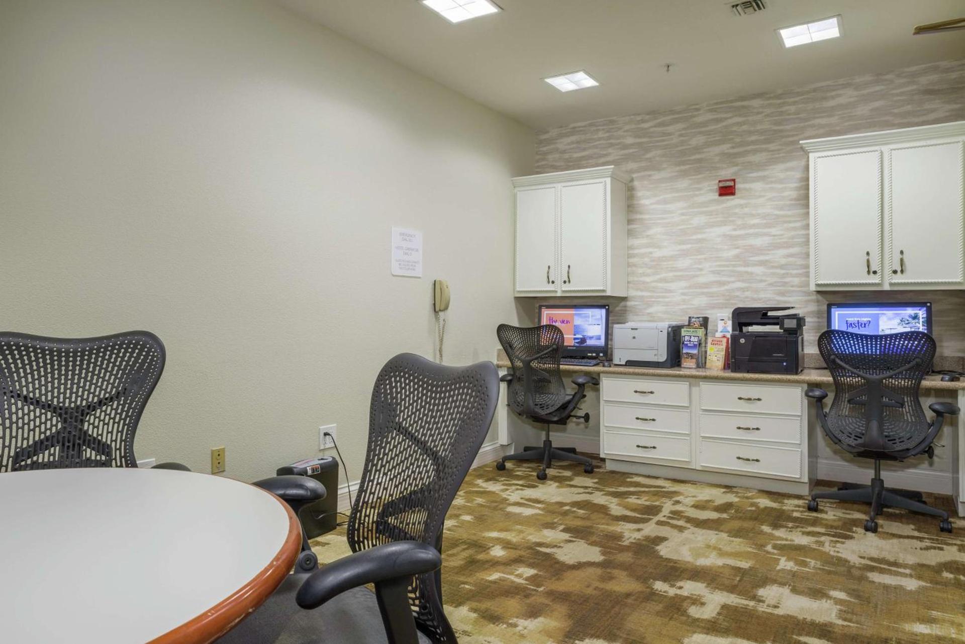 Hilton Garden Inn Phoenix Airport photo 22