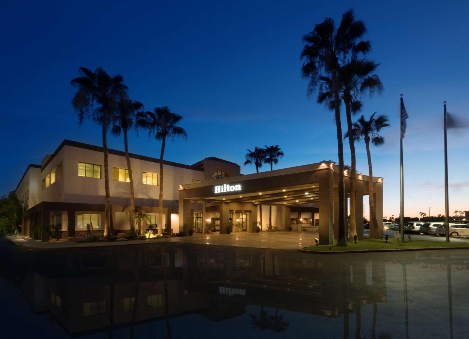 Hilton Phoenix Airport photo 2