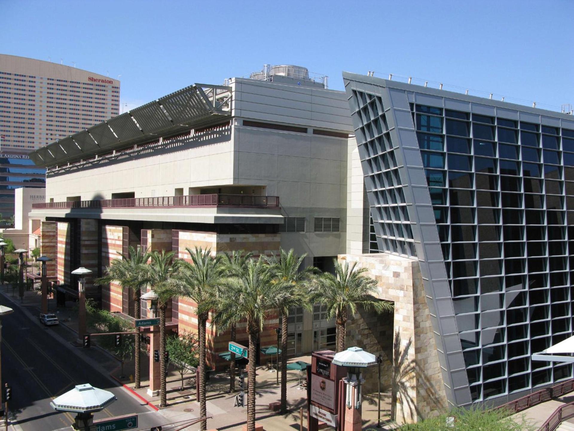 Hilton Phoenix Airport photo 3