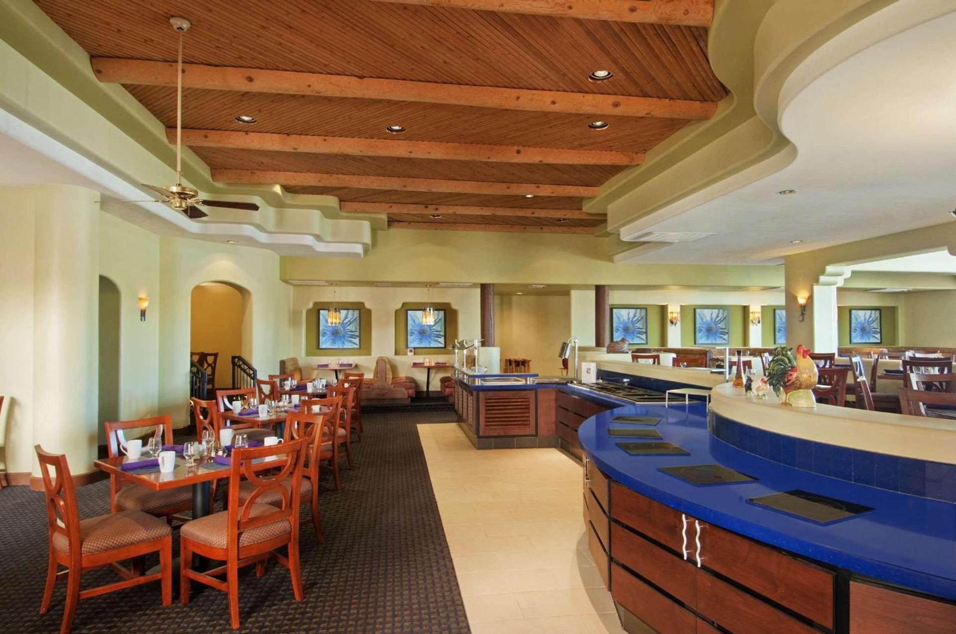 Hilton Phoenix Airport photo 13