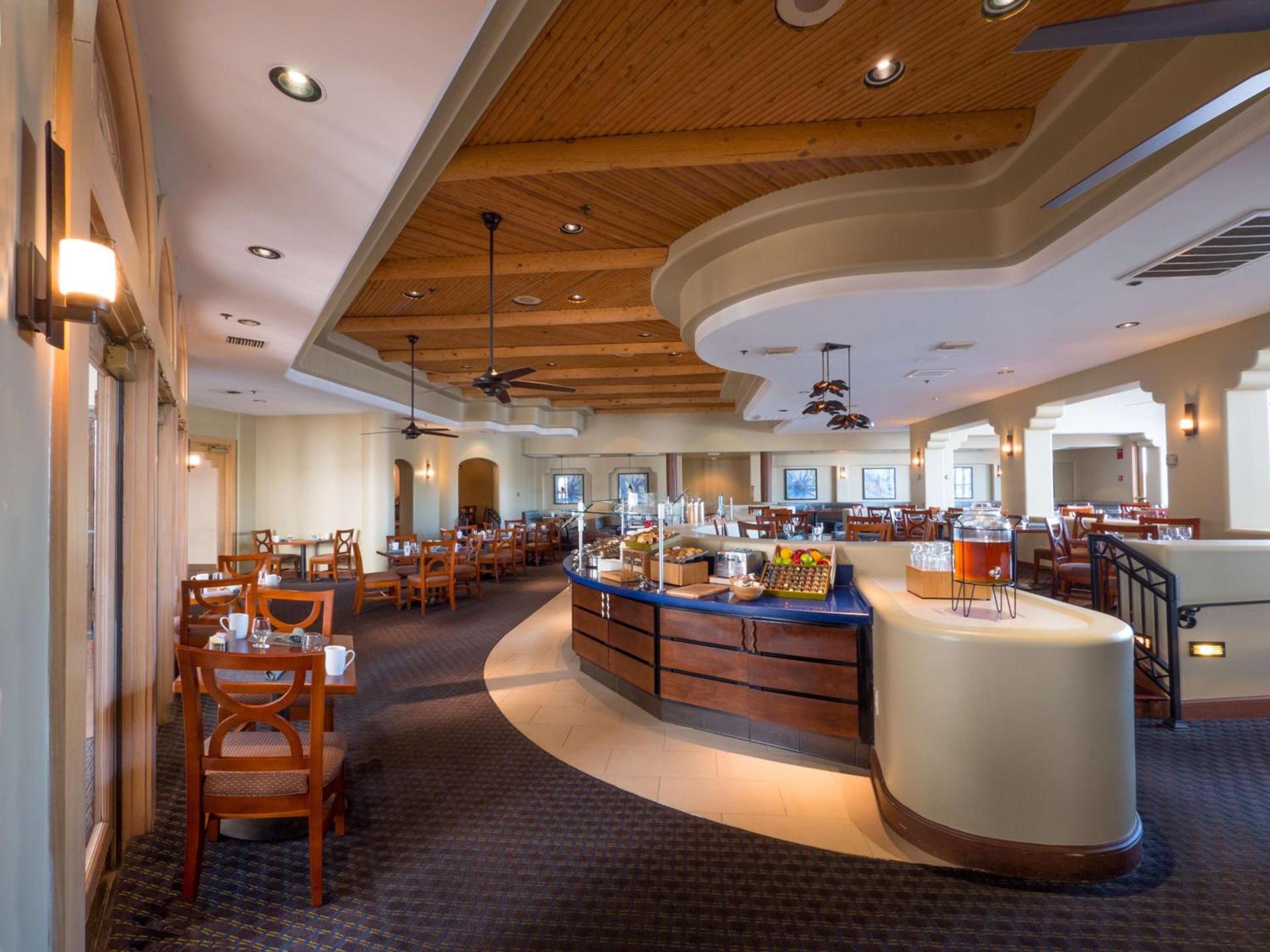 Hilton Phoenix Airport photo 17