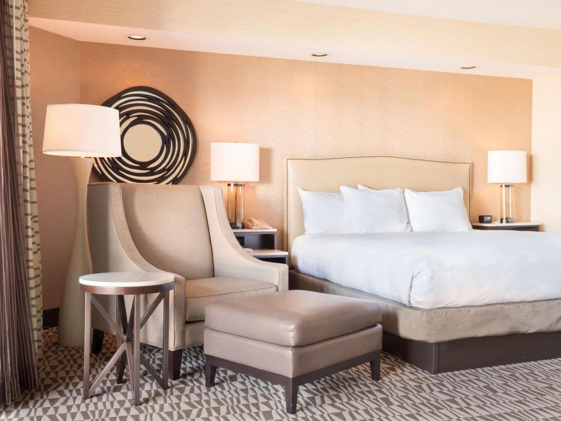 Hilton Phoenix Airport photo 24