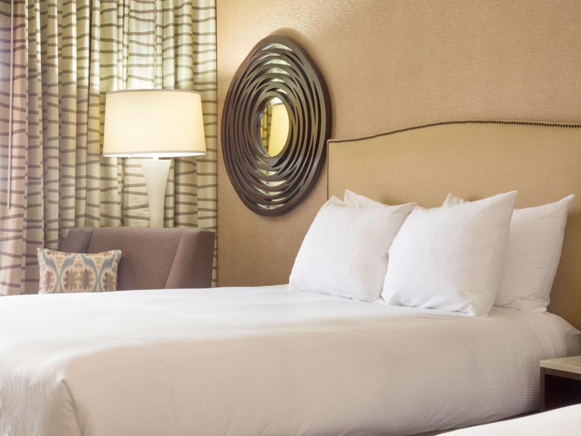 Hilton Phoenix Airport photo 27
