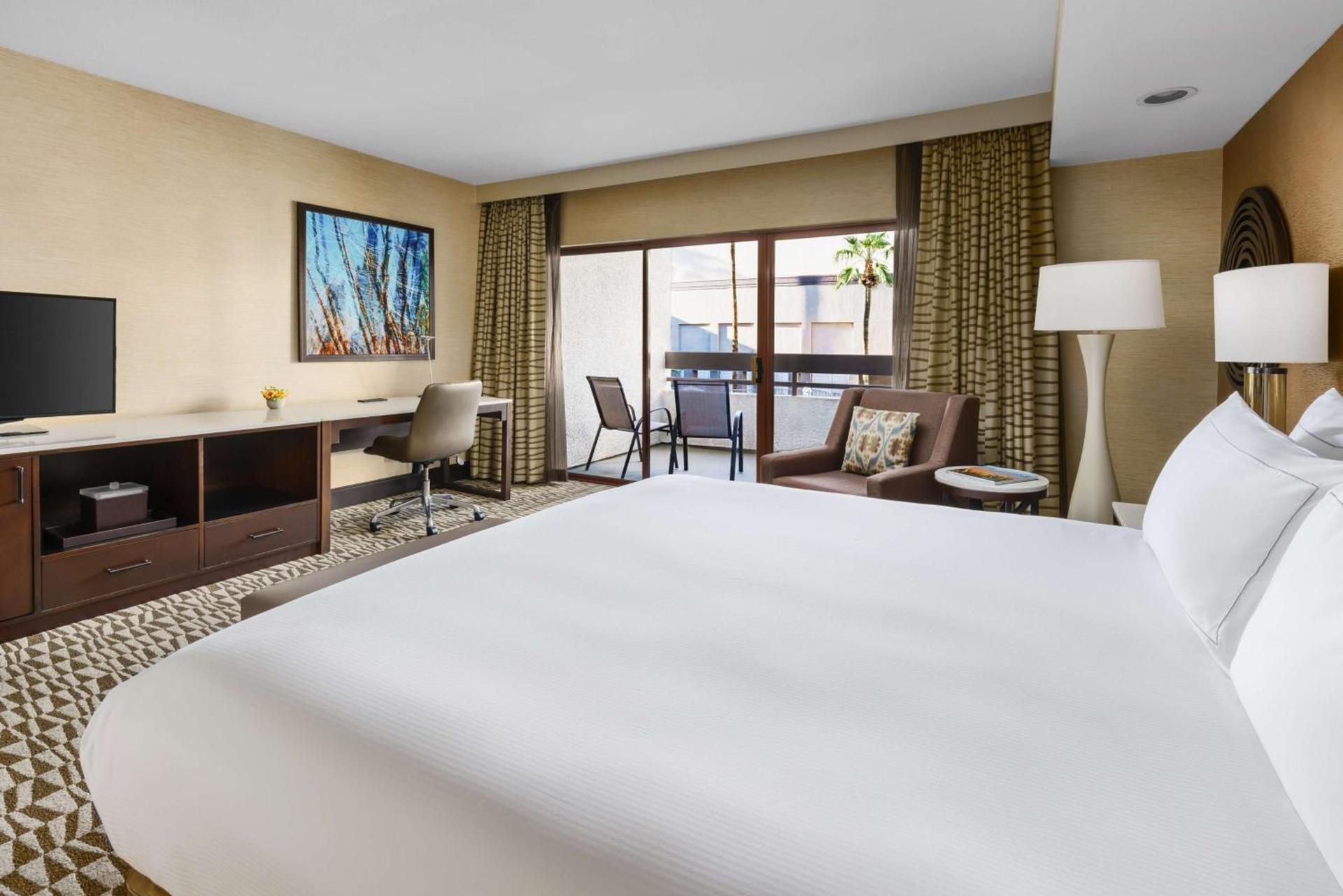 Hilton Phoenix Airport photo 42