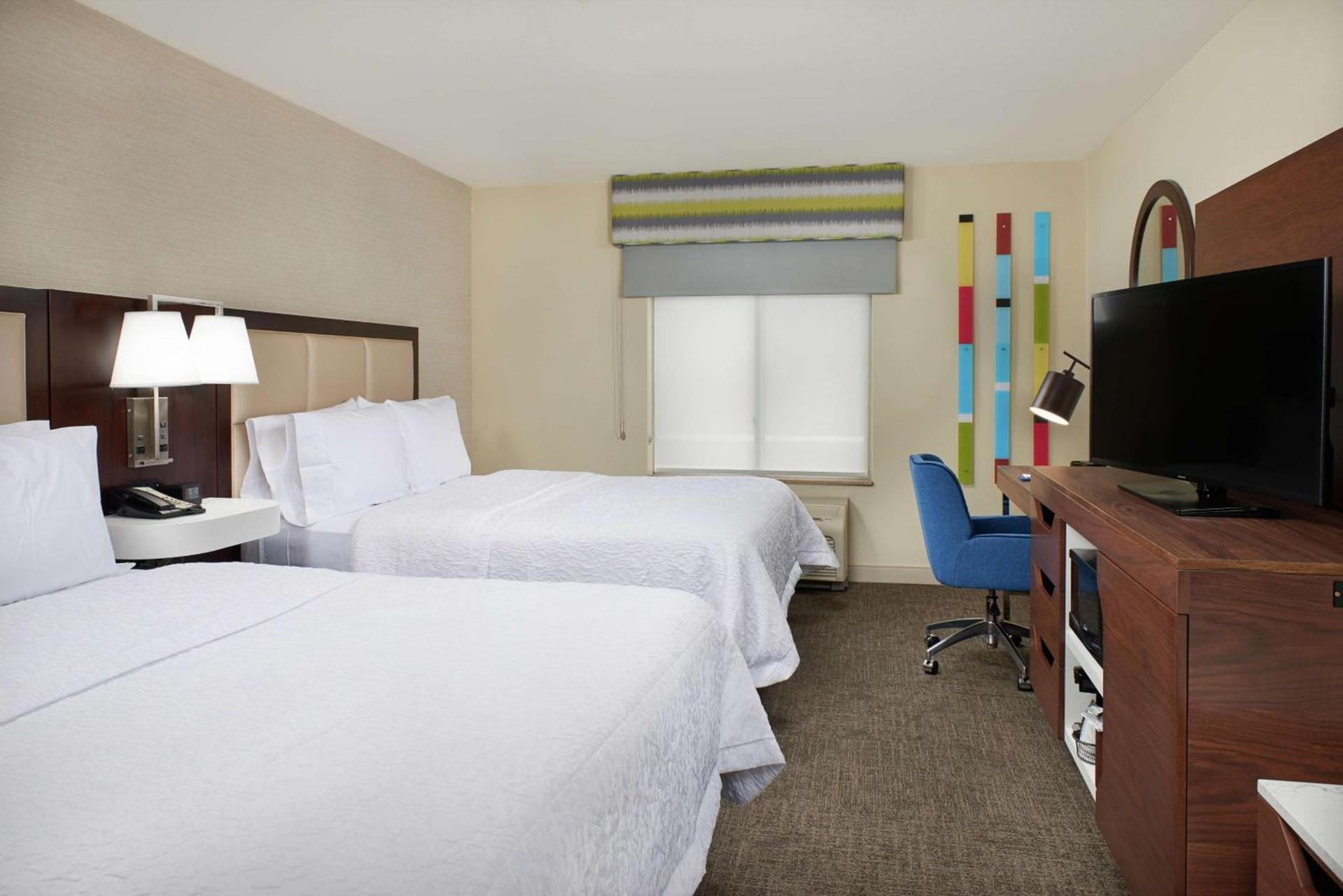 Hampton Inn & Suites Phoenix-Surprise photo 12