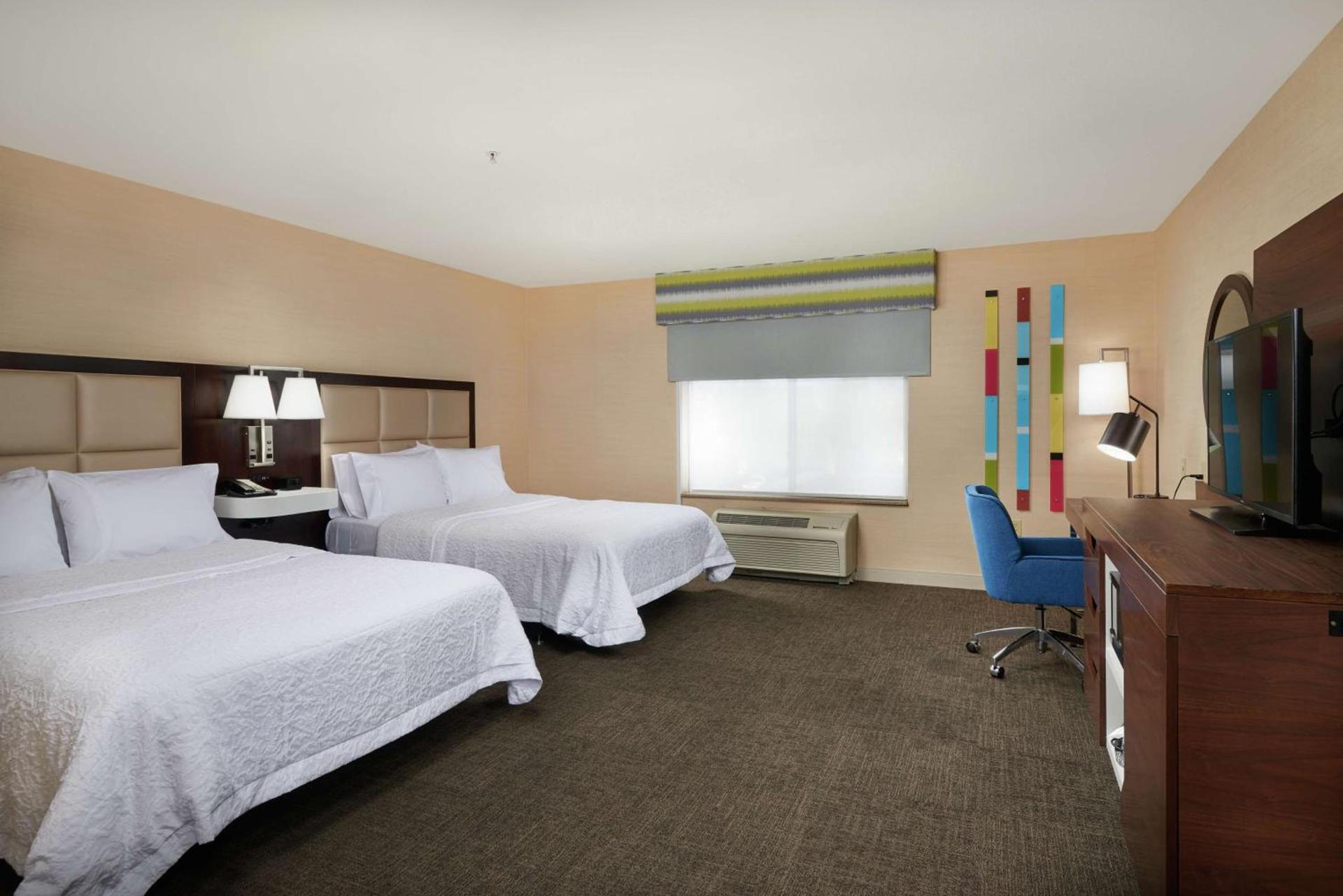 Hampton Inn & Suites Phoenix-Surprise photo 15