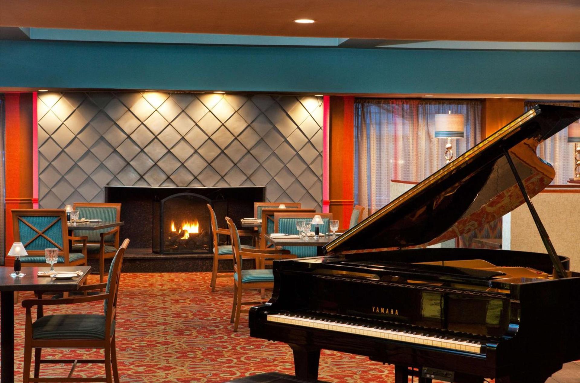 DoubleTree By Hilton Baltimore North Pikesville photo 9