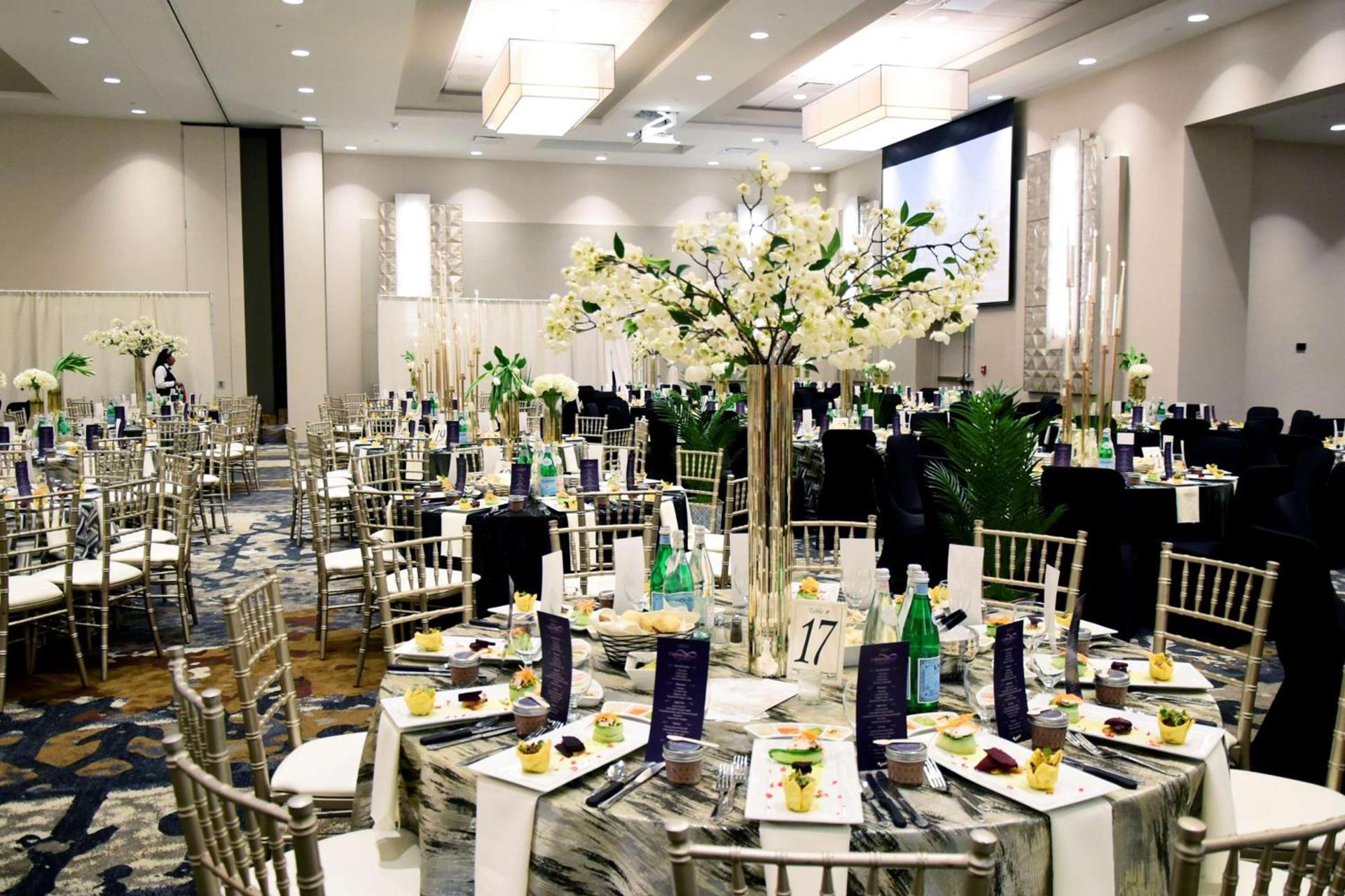 DoubleTree By Hilton Baltimore North Pikesville photo 38