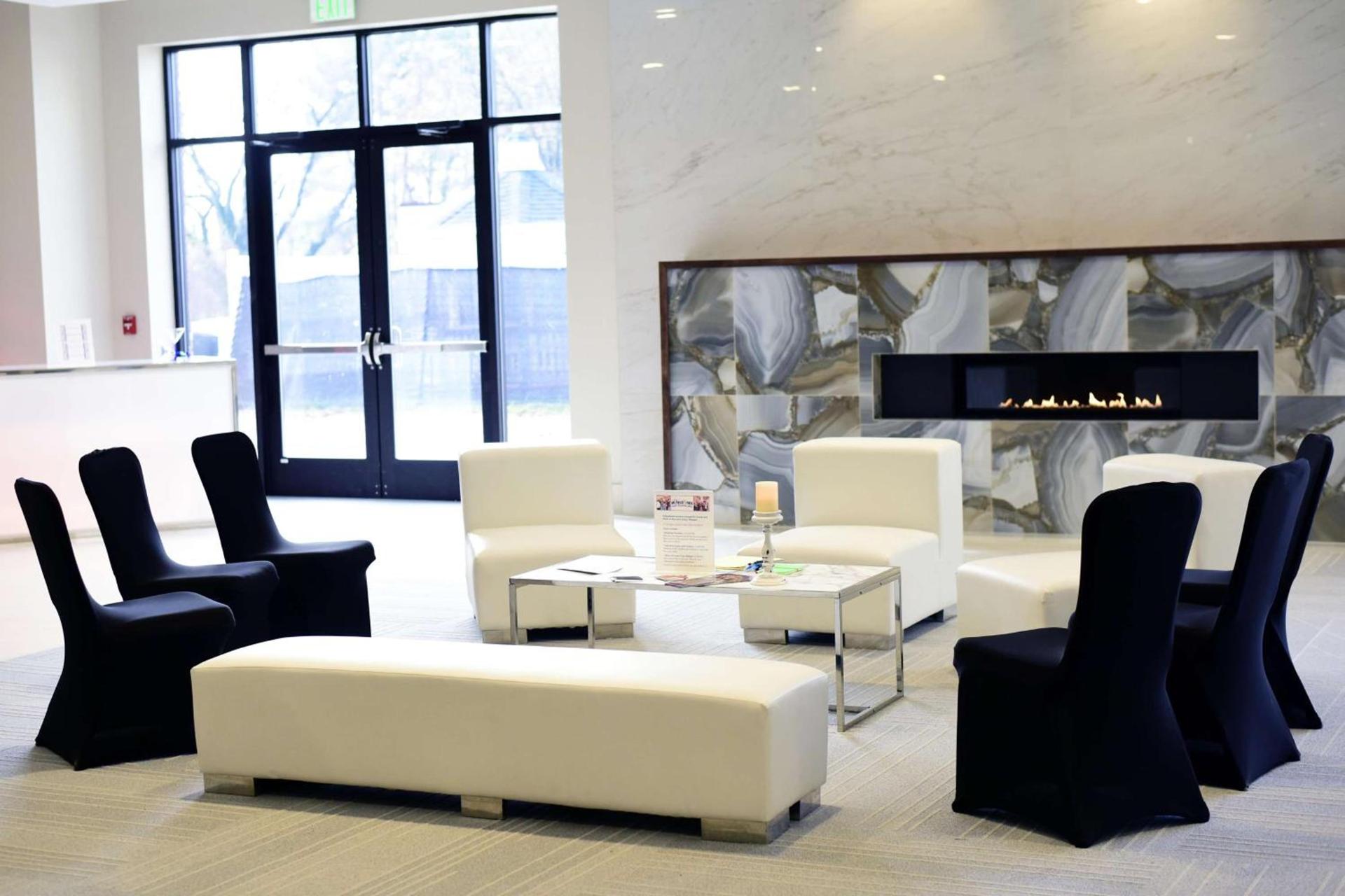 DoubleTree By Hilton Baltimore North Pikesville photo 40