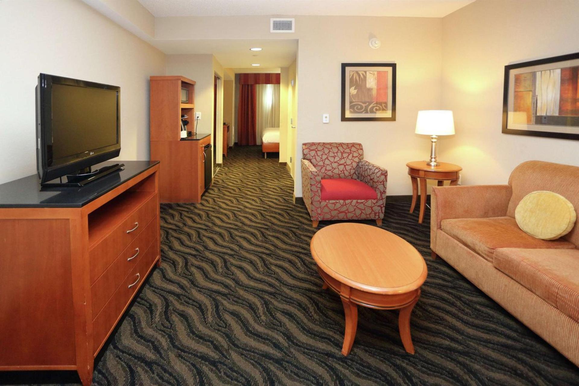 Hilton Garden Inn Chesapeake/Suffolk photo 18
