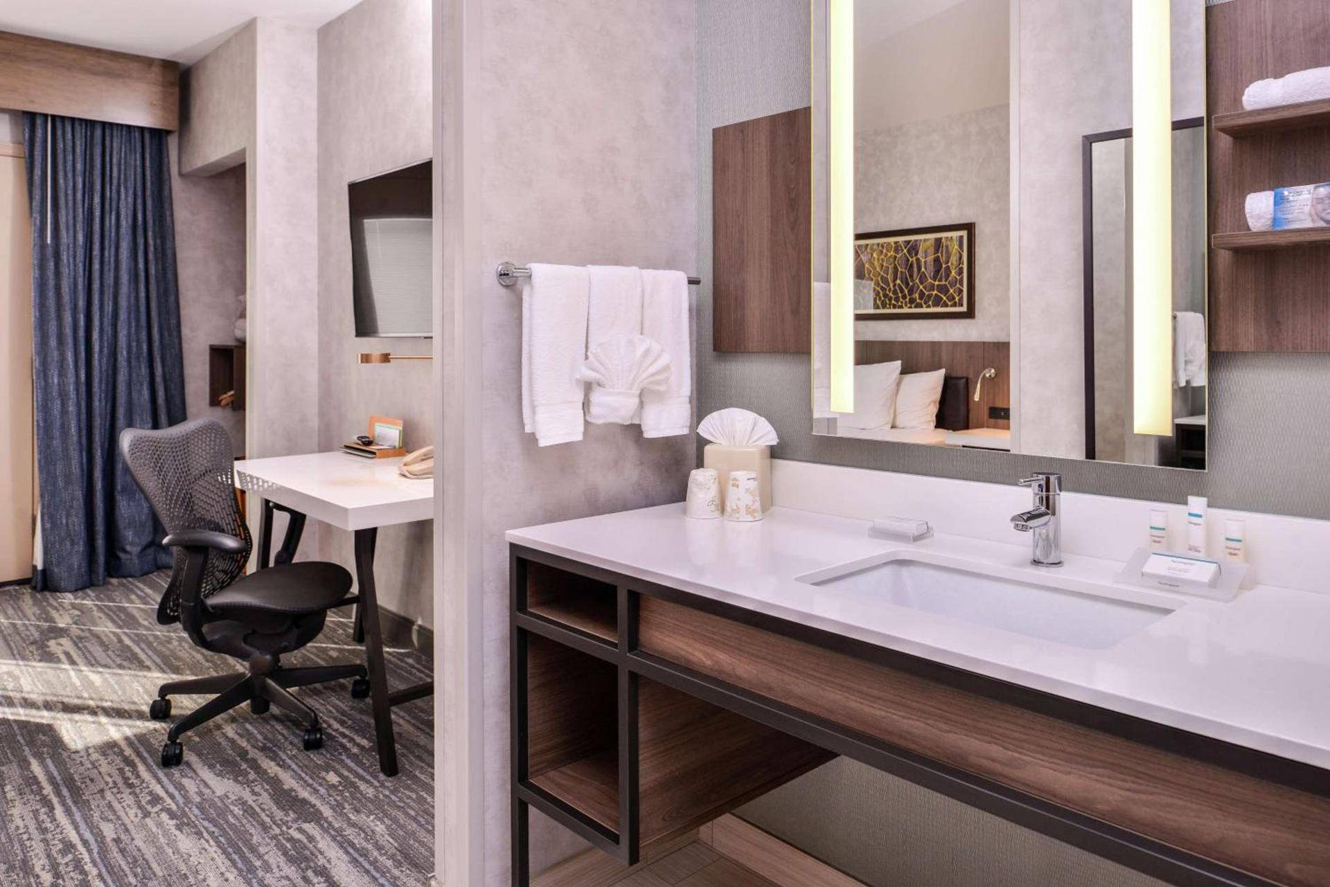 Hilton Garden Inn Bend photo 38