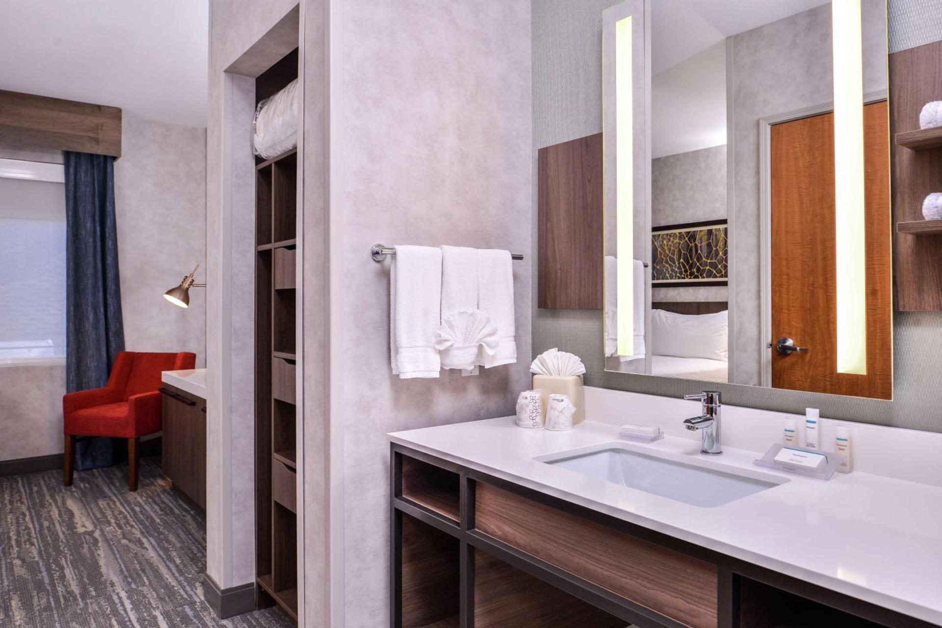 Hilton Garden Inn Bend photo 59
