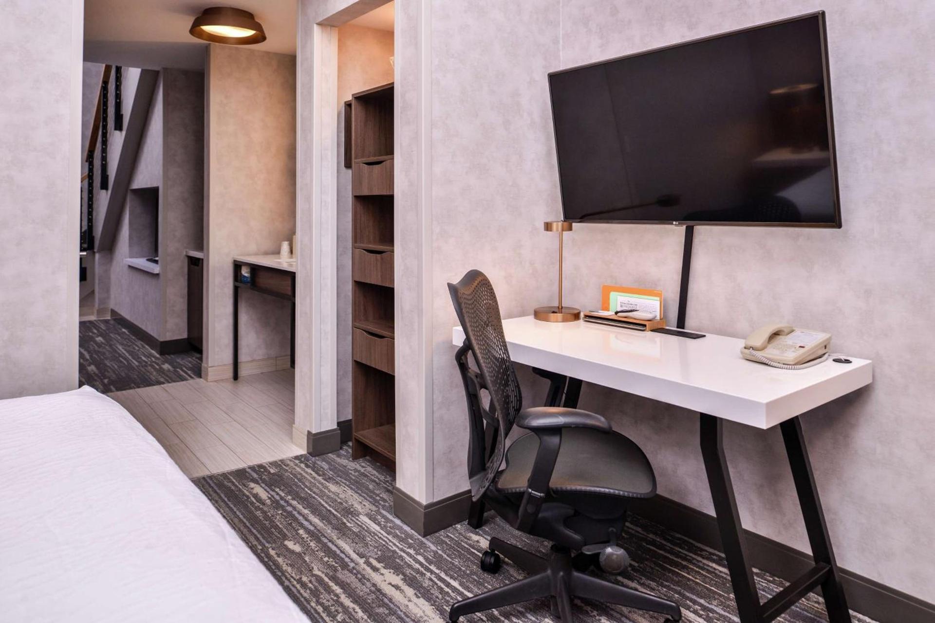 Hilton Garden Inn Bend photo 61