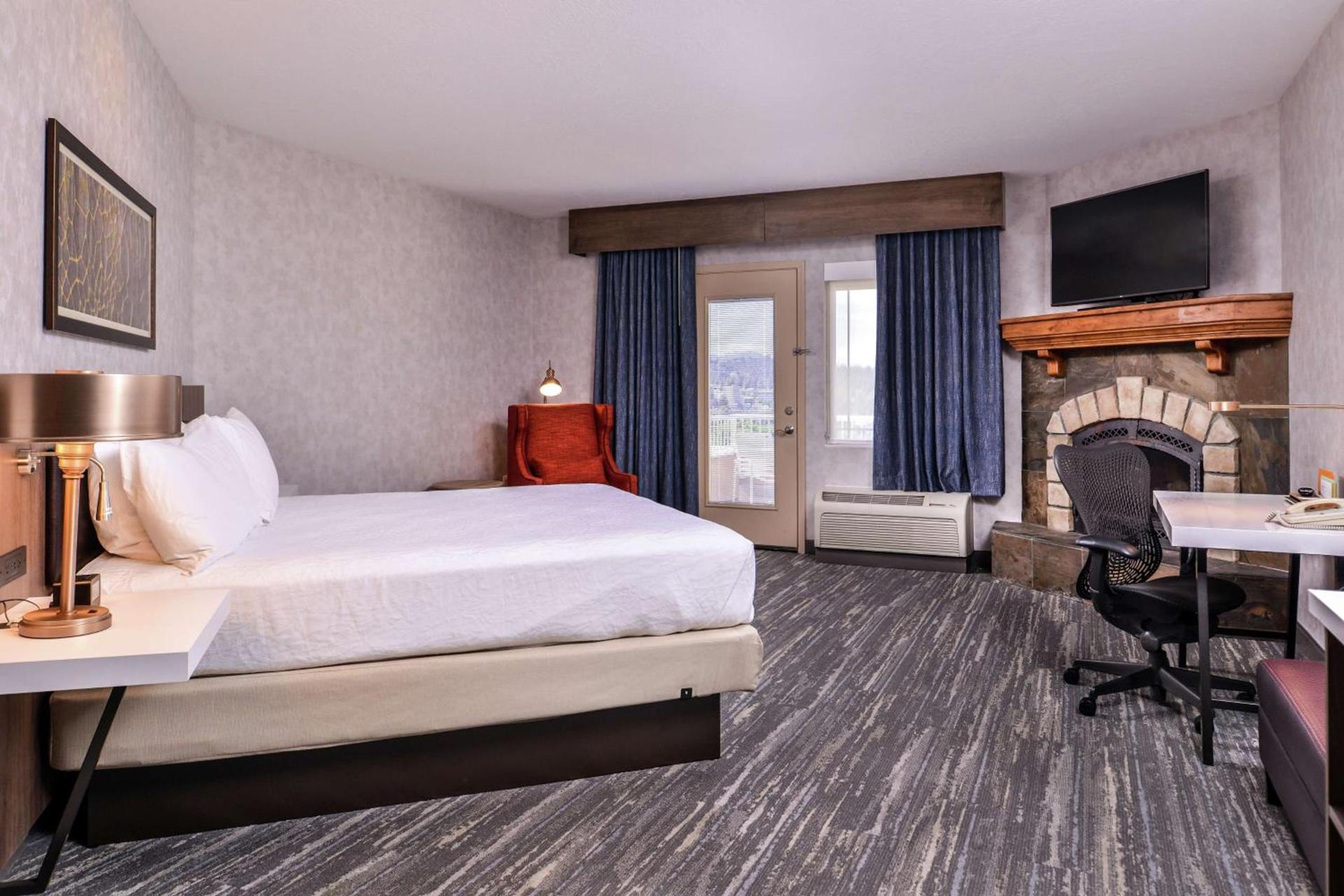 Hilton Garden Inn Bend photo 81