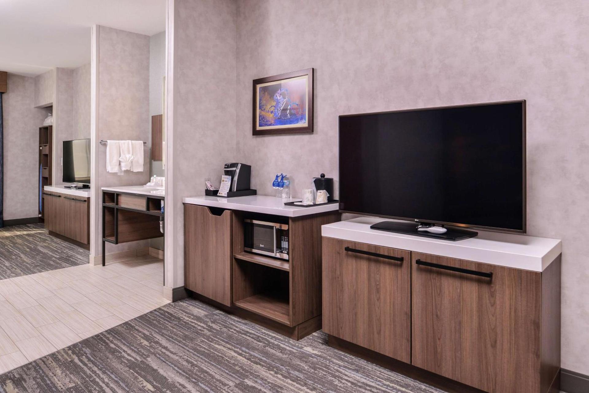 Hilton Garden Inn Bend photo 80
