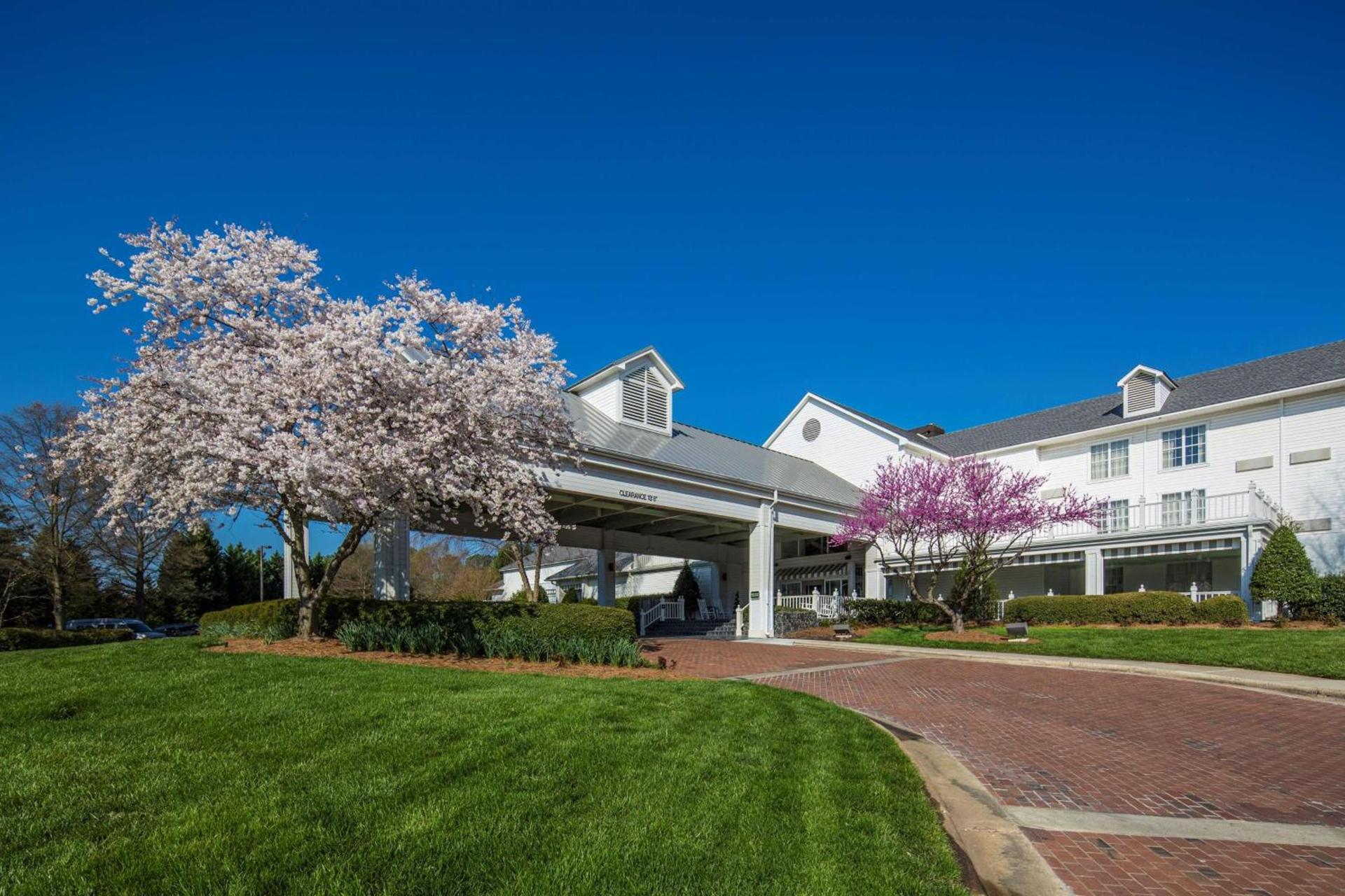 DoubleTree by Hilton Raleigh Durham Airport at Research Triangle Park — hotel in Durham