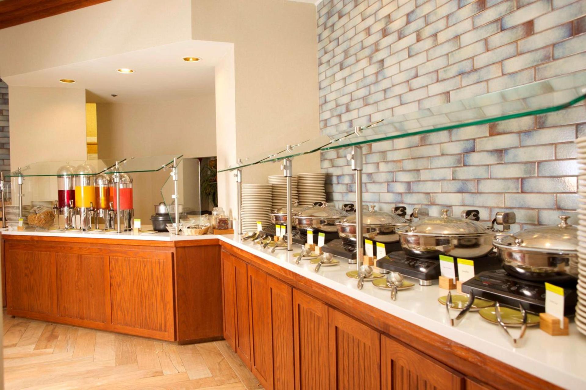 DoubleTree Suites by Hilton Raleigh-Durham photo 12