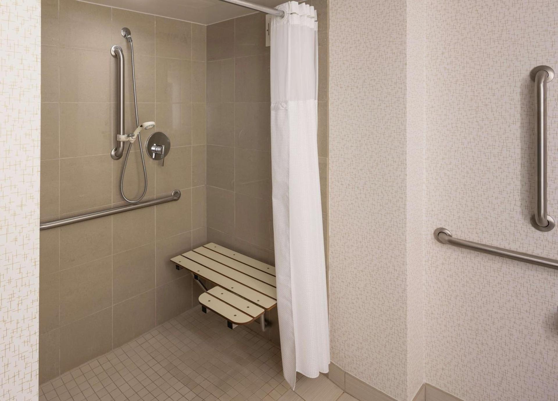 Hilton Durham near Duke University photo 31