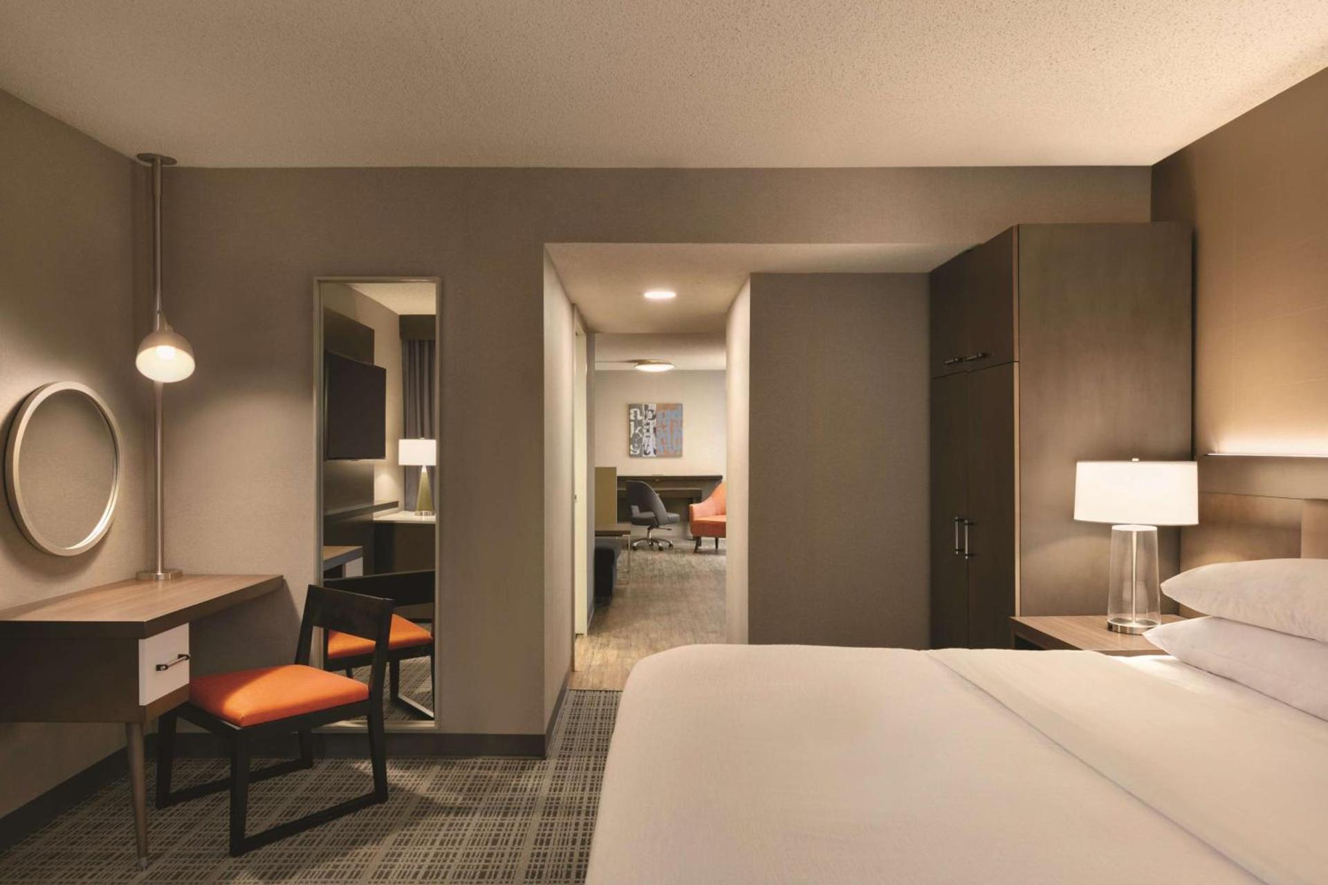 Embassy Suites by Hilton Richmond photo 24