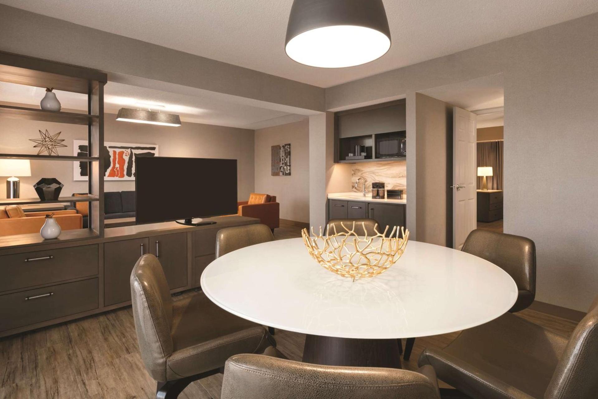 Embassy Suites by Hilton Richmond photo 28