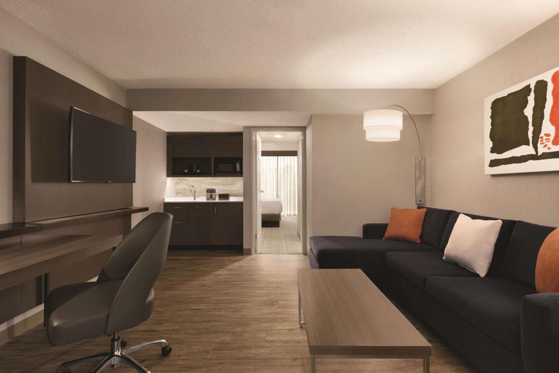 Embassy Suites by Hilton Richmond photo 30