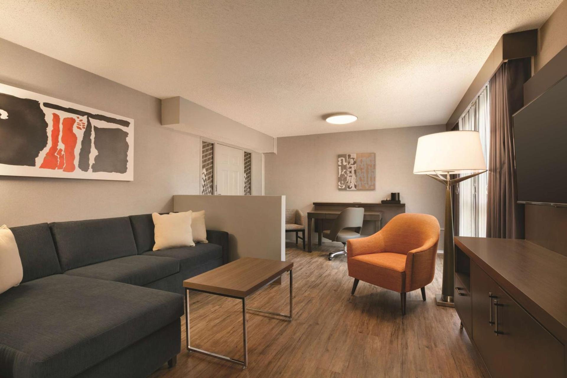 Embassy Suites by Hilton Richmond photo 48