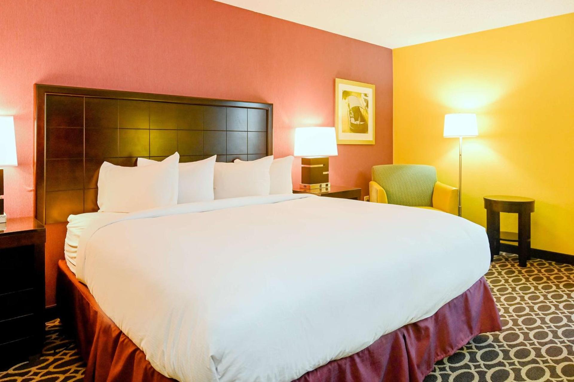 DoubleTree by Hilton Richmond - Midlothian photo 10