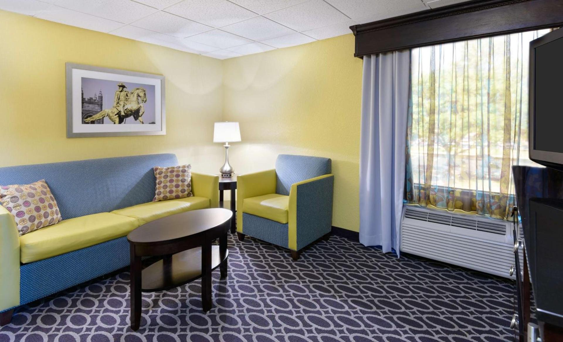 DoubleTree by Hilton Richmond - Midlothian photo 17