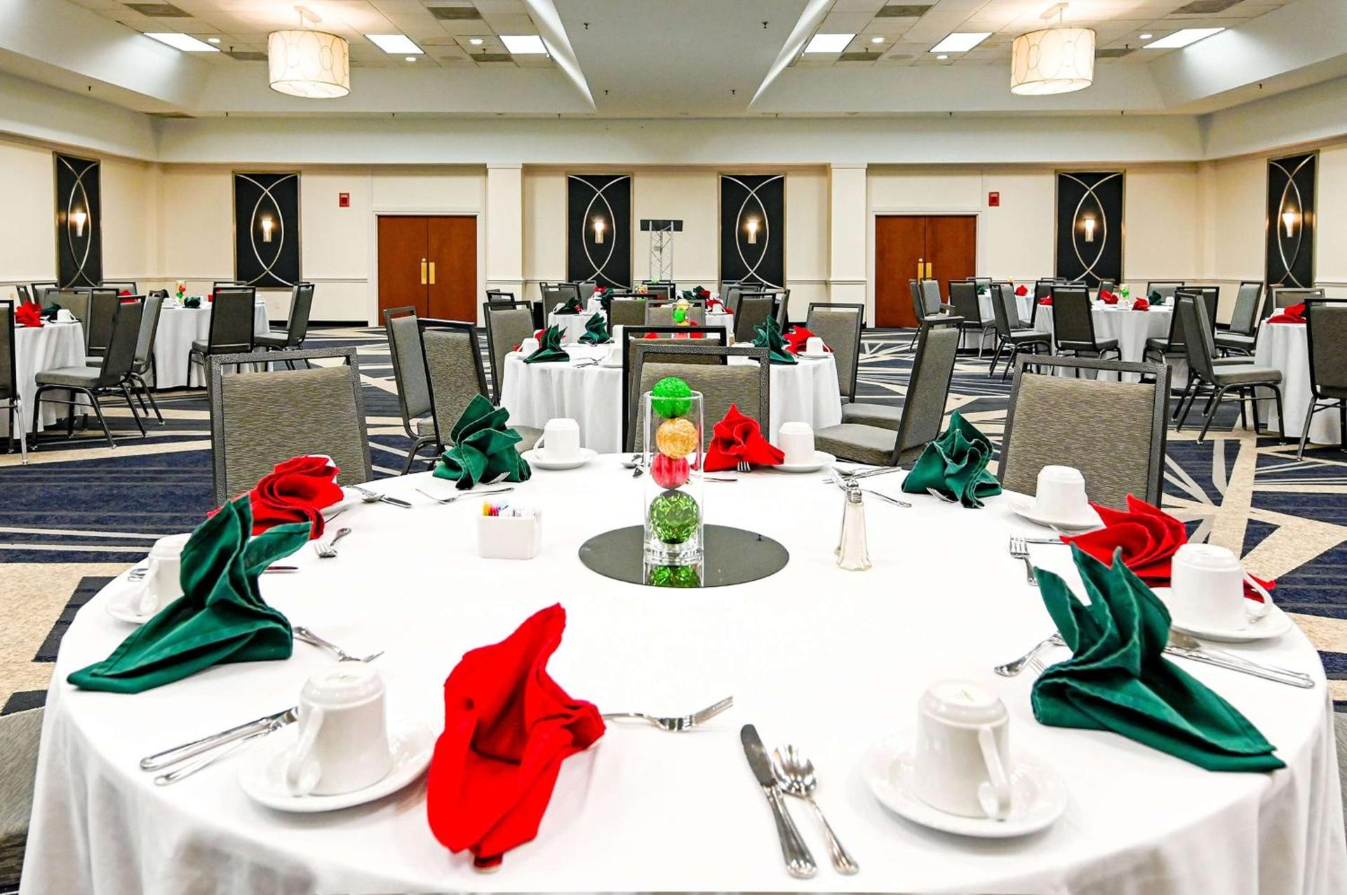 DoubleTree by Hilton Richmond - Midlothian photo 23