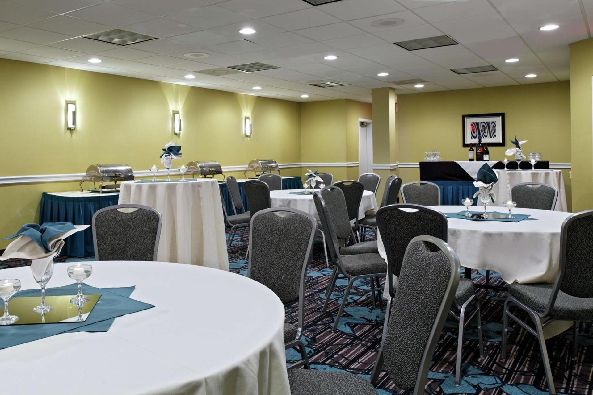 DoubleTree by Hilton Richmond - Midlothian photo 29
