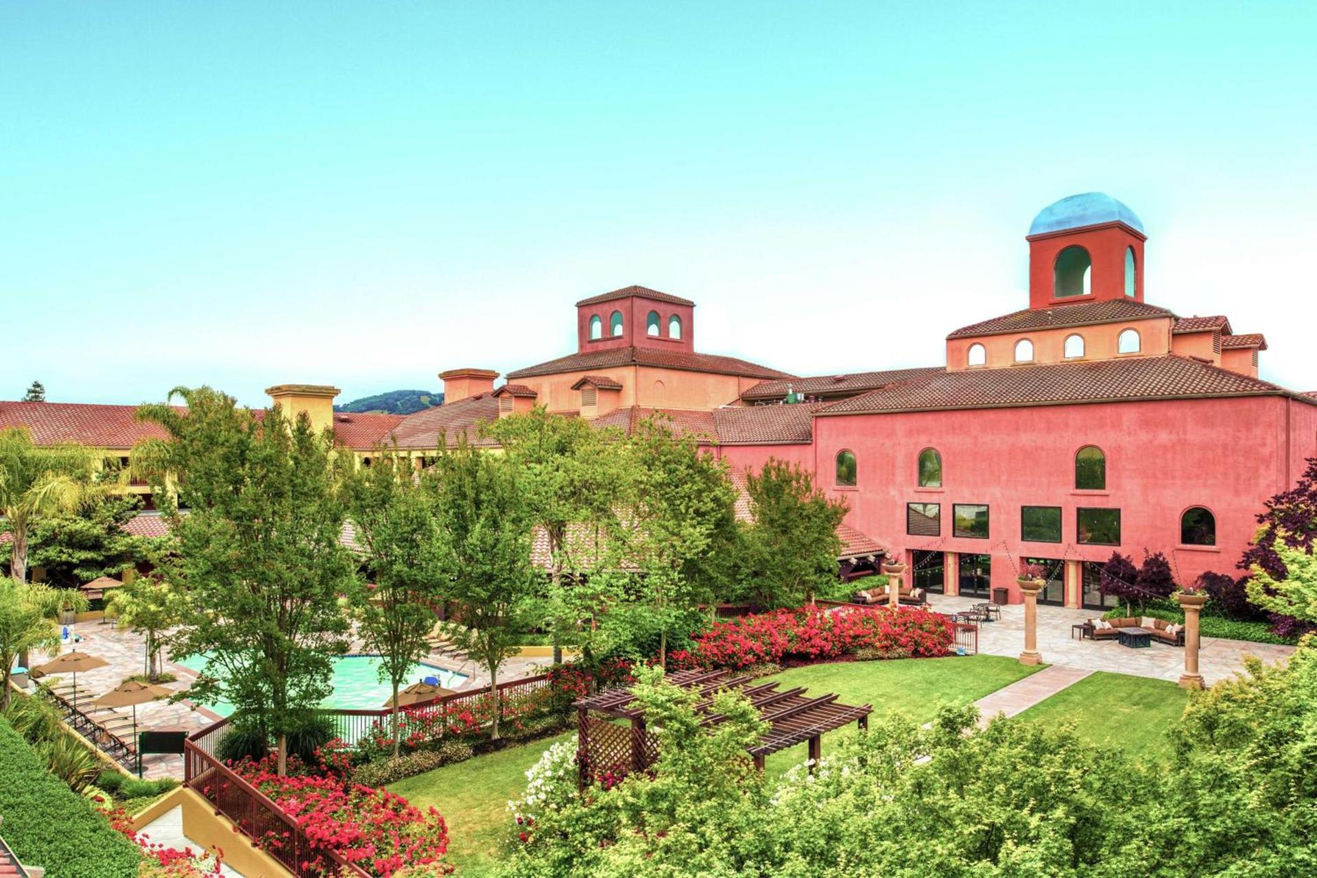 DoubleTree by Hilton Sonoma Wine Country photo 2