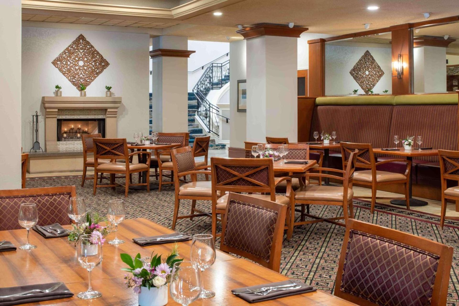 DoubleTree by Hilton Sonoma Wine Country photo 16