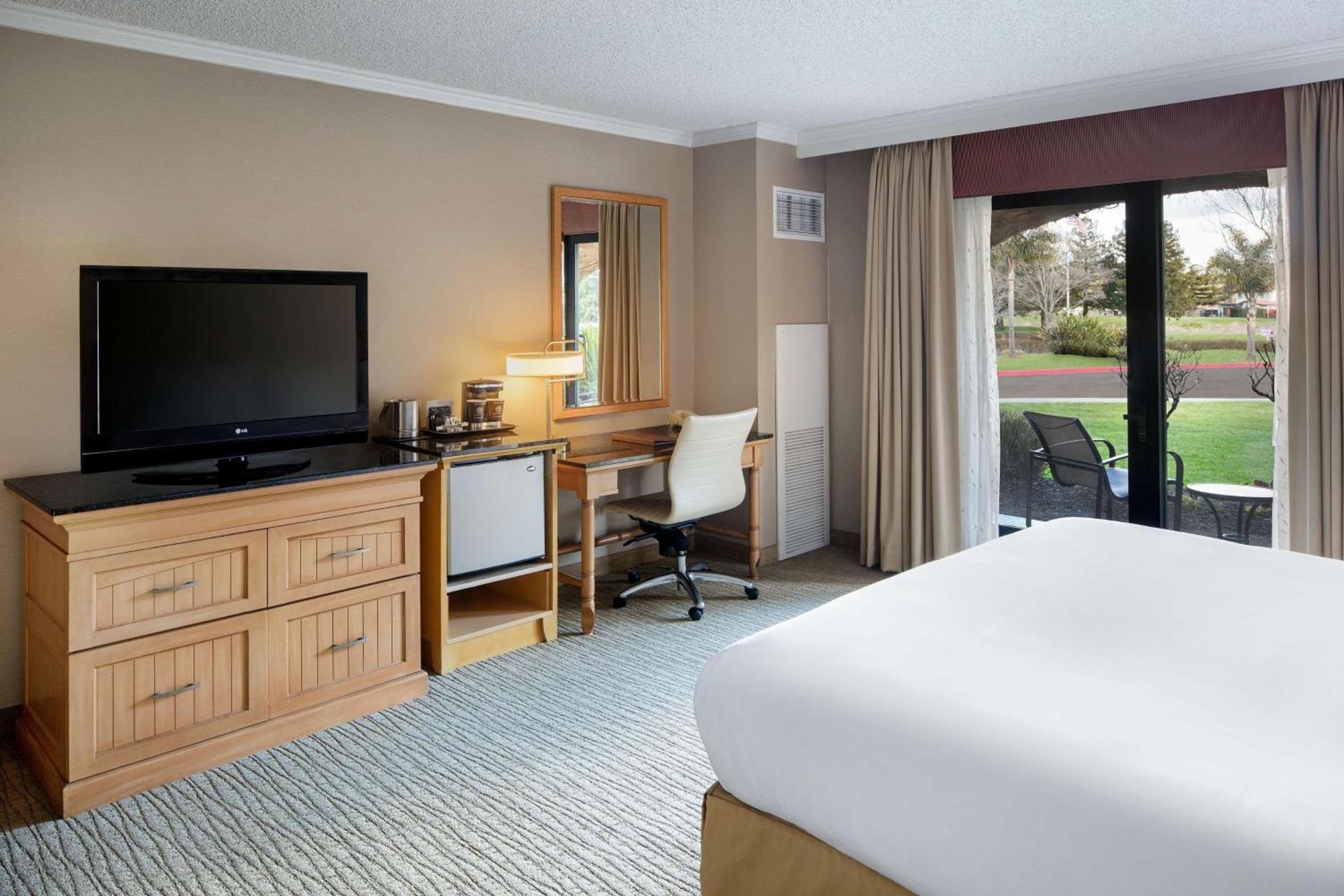 DoubleTree by Hilton Sonoma Wine Country photo 22