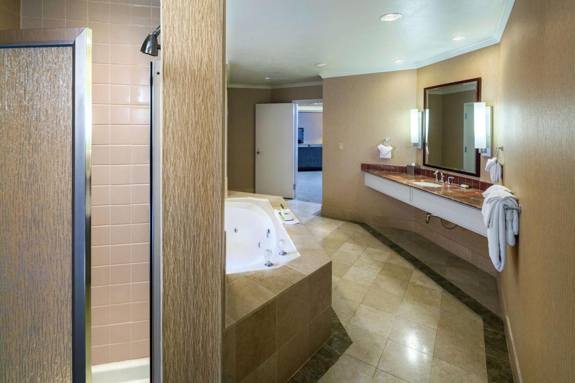 DoubleTree by Hilton Sonoma Wine Country photo 26