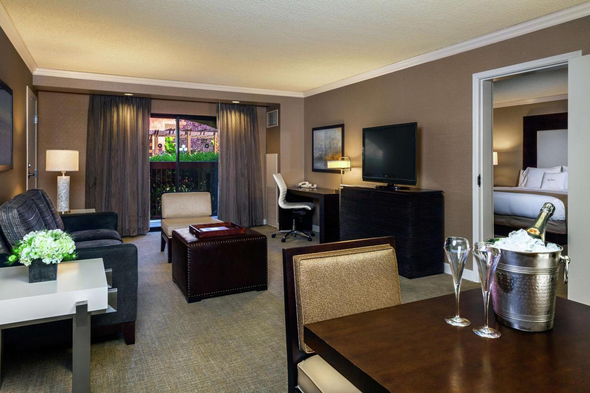 DoubleTree by Hilton Sonoma Wine Country photo 34