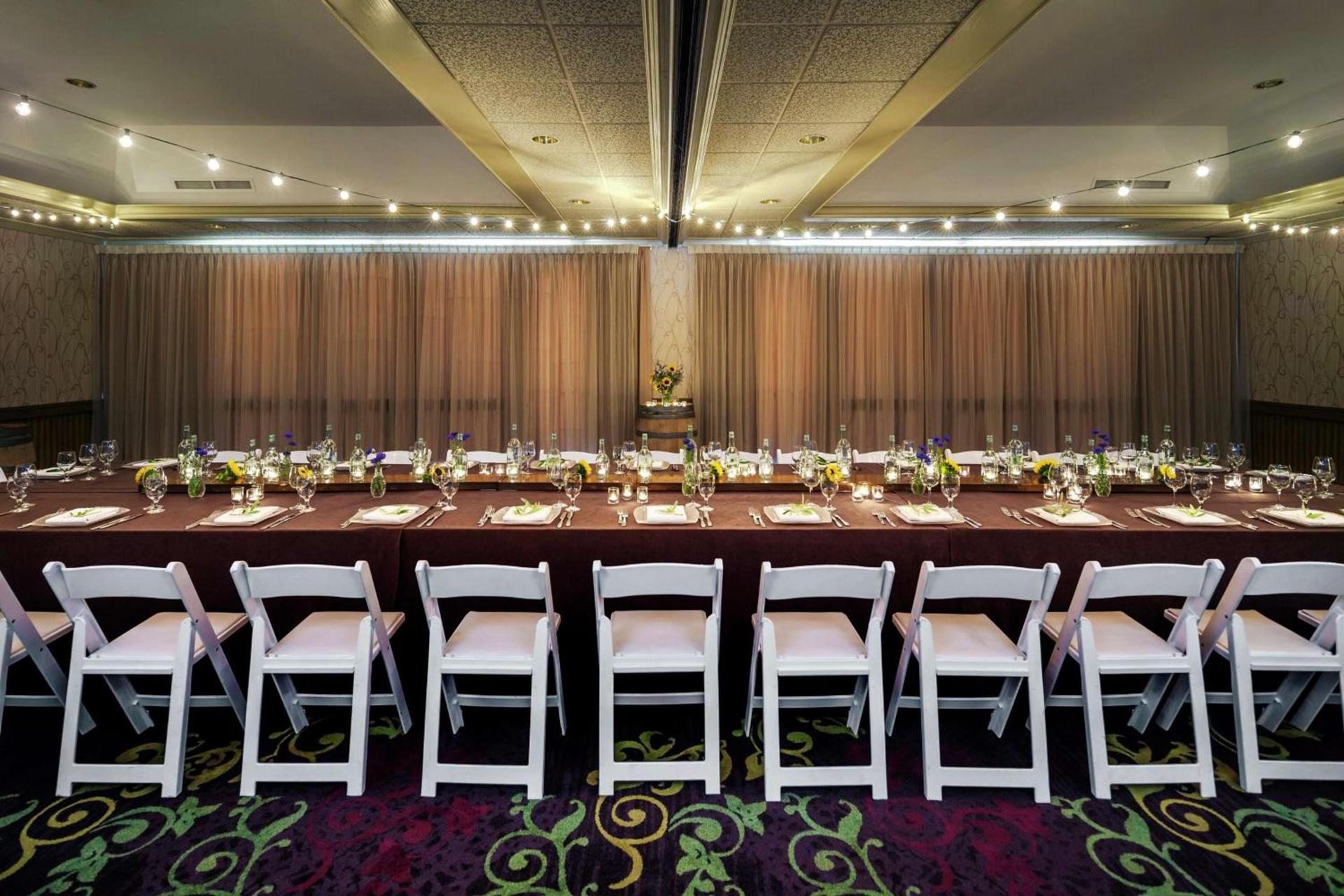 DoubleTree by Hilton Sonoma Wine Country photo 49