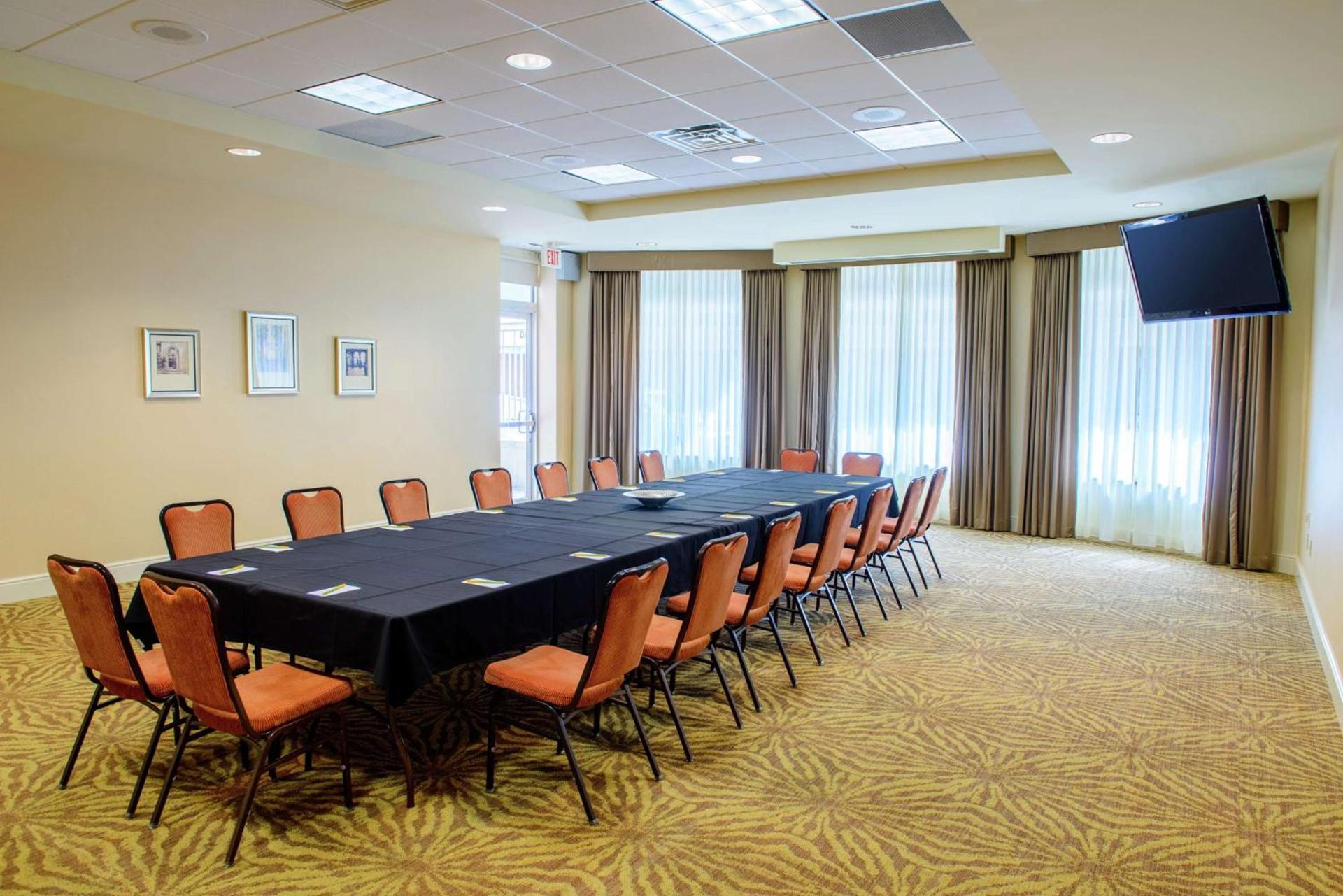 Hilton Garden Inn Rochester Downtown photo 38