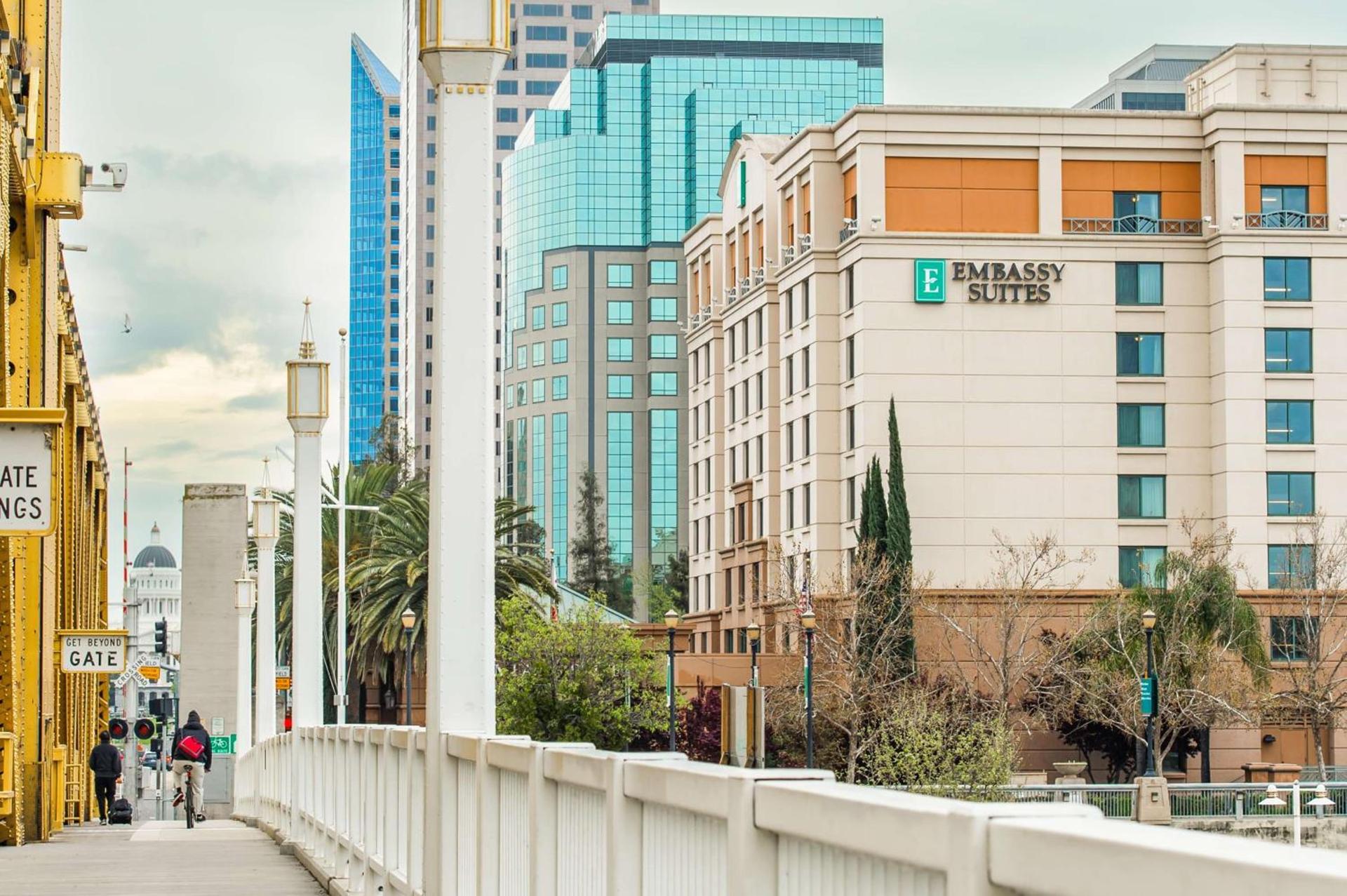 Embassy Suites by Hilton Sacramento Riverfront Promenade photo 8