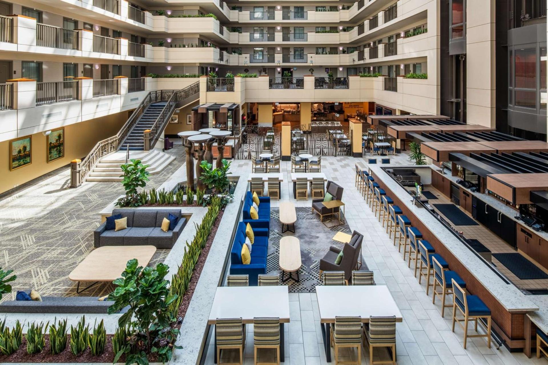 Embassy Suites by Hilton Sacramento Riverfront Promenade photo 17
