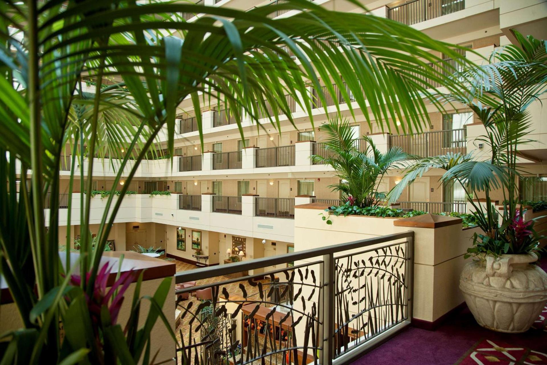 Embassy Suites by Hilton Sacramento Riverfront Promenade photo 18