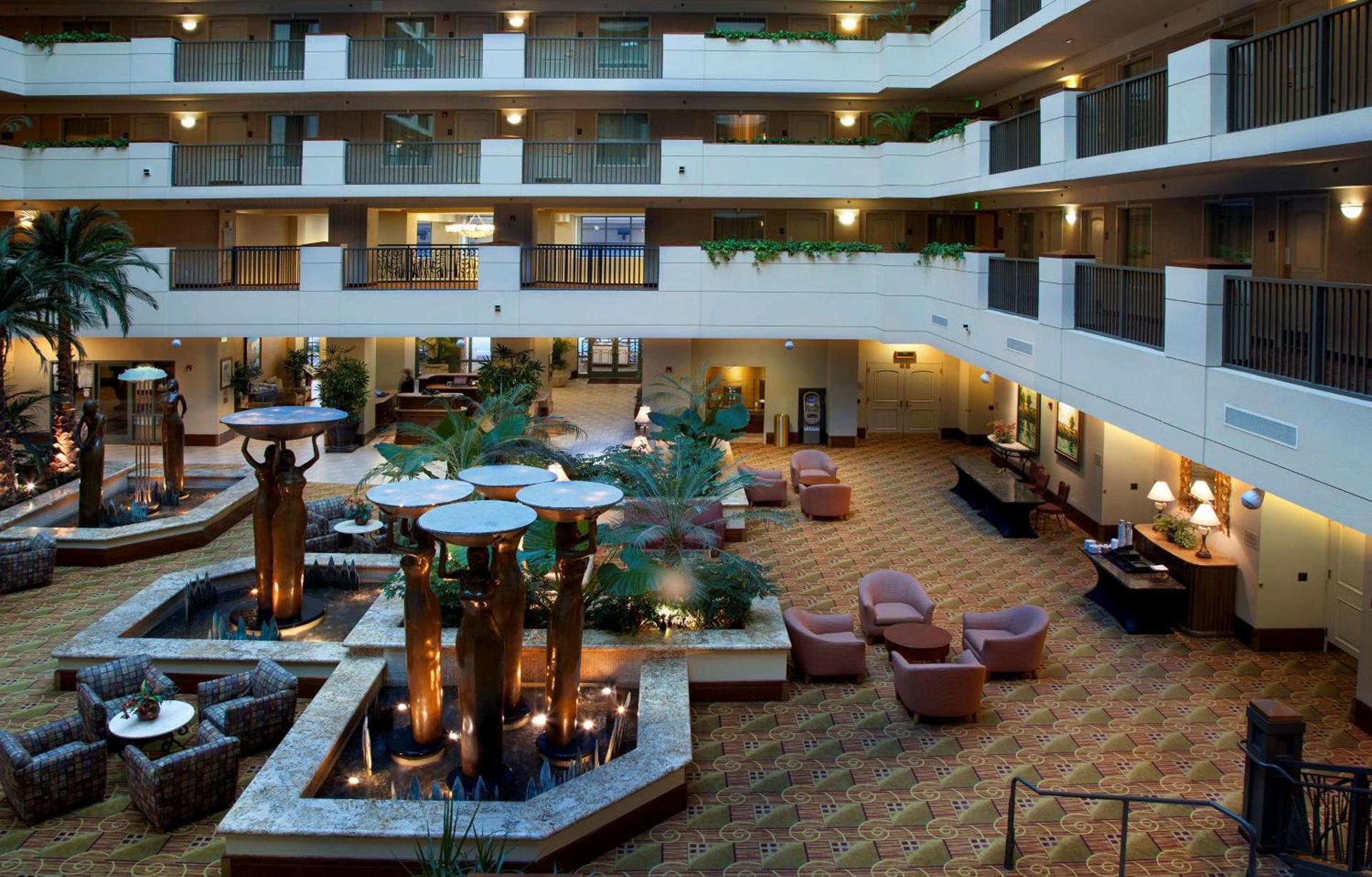 Embassy Suites by Hilton Sacramento Riverfront Promenade photo 19