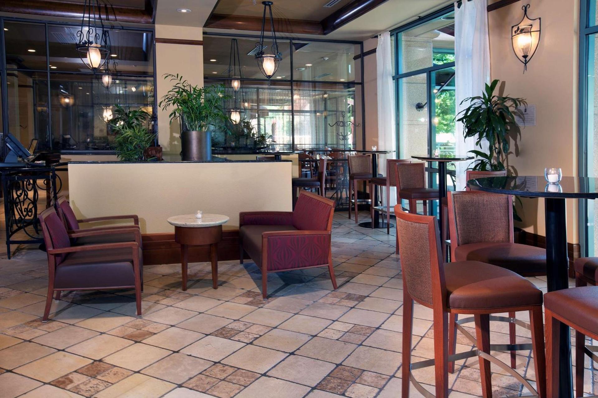 Embassy Suites by Hilton Sacramento Riverfront Promenade photo 33