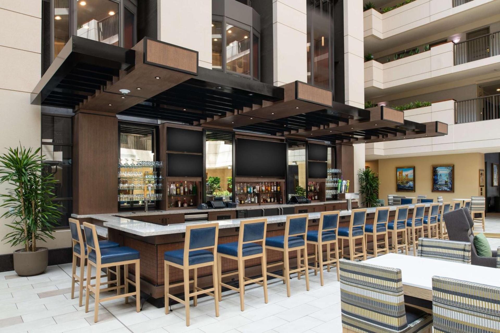Embassy Suites by Hilton Sacramento Riverfront Promenade photo 98