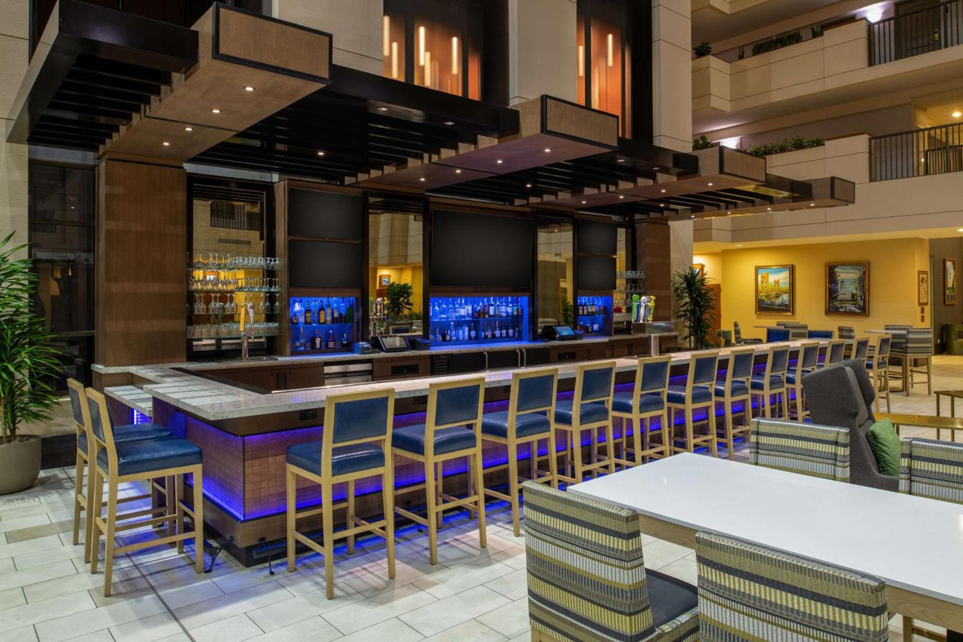 Embassy Suites by Hilton Sacramento Riverfront Promenade photo 99