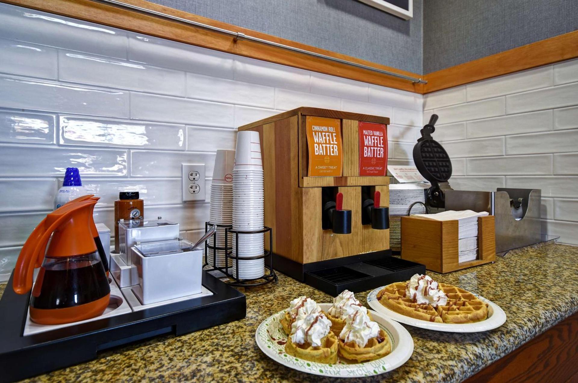 Hampton Inn Rutland/Killington photo 21
