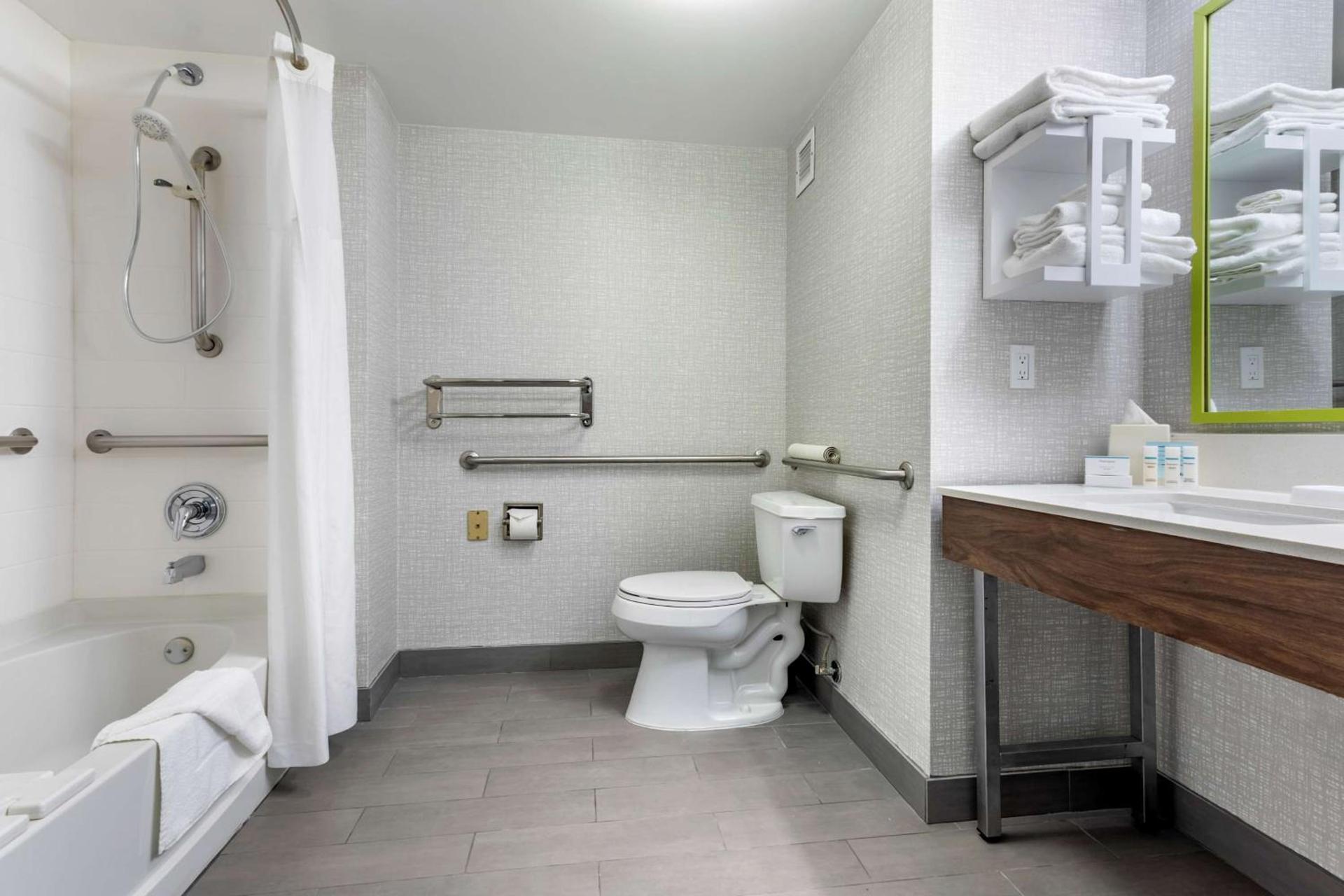 Hampton Inn Carlsbad North San Diego County photo 21