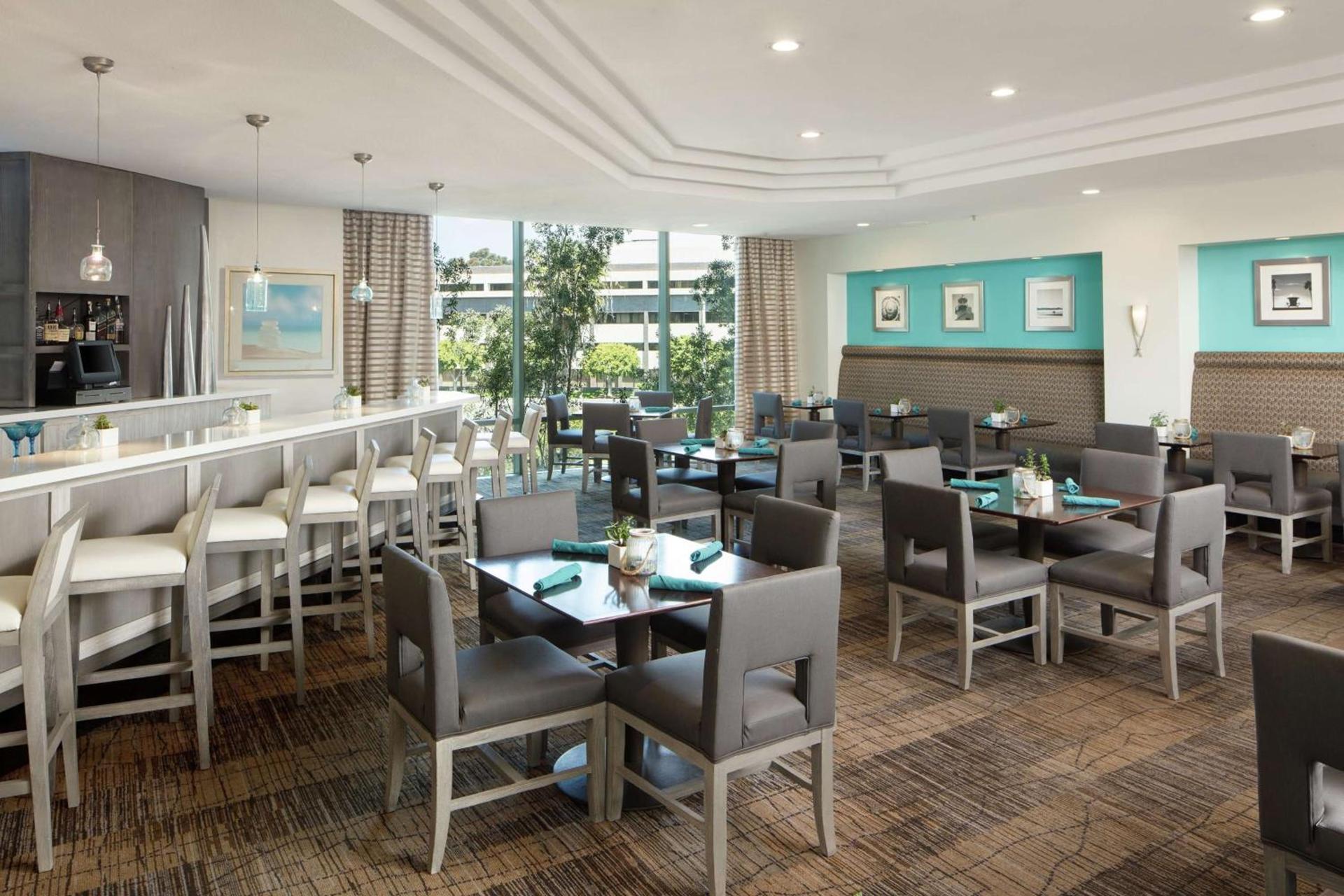 DoubleTree By Hilton San Diego Hotel Circle photo 21