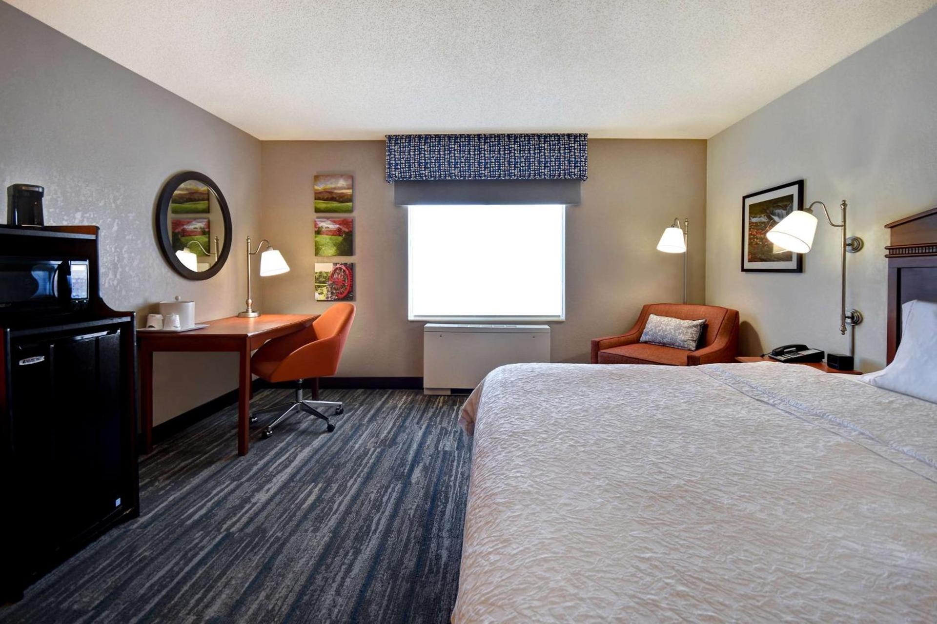 Hampton Inn Rutland/Killington photo 49
