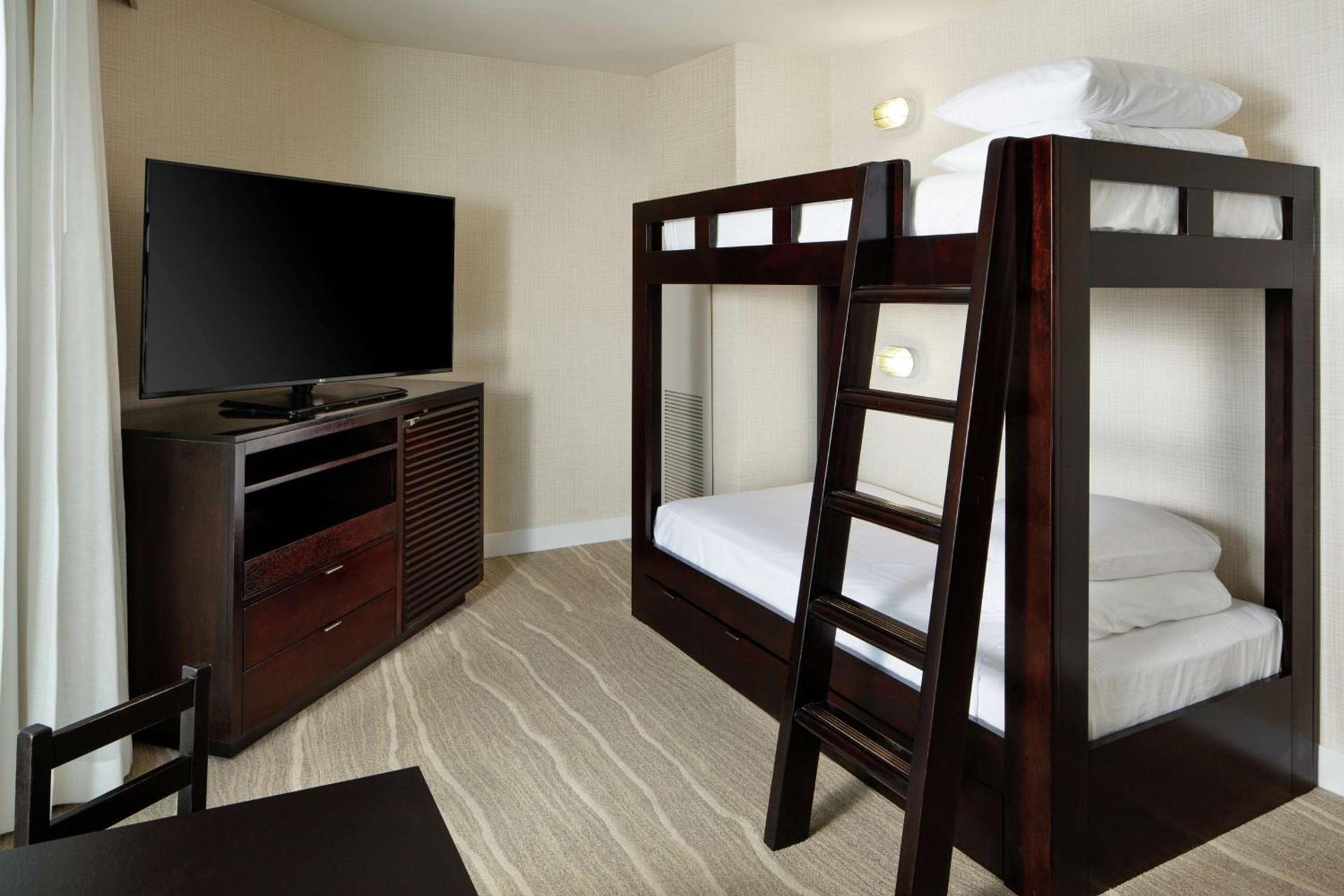 DoubleTree By Hilton San Diego Hotel Circle photo 24