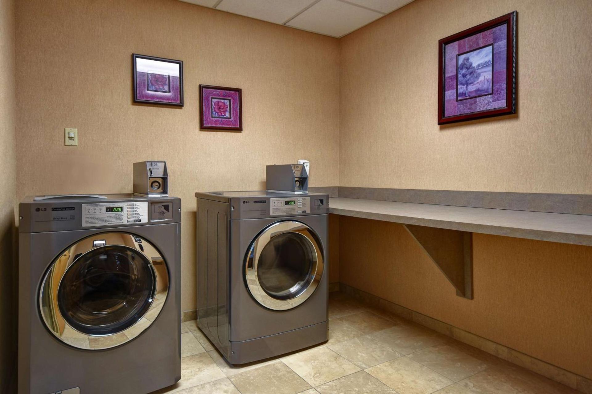 Hampton Inn Rutland/Killington photo 65